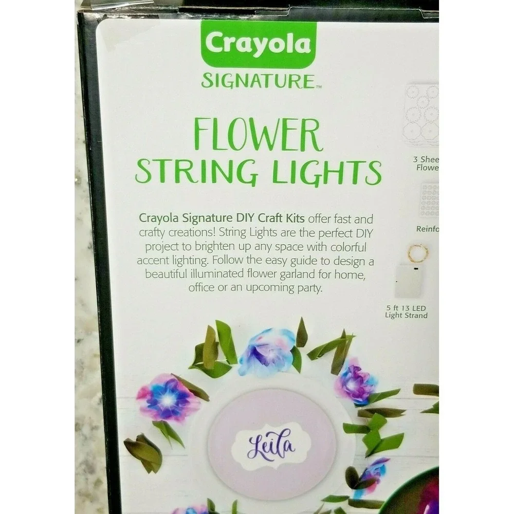 Crayola Signature Make Your Own Flower String Lights DIY Craft Kit Purple‎ LED